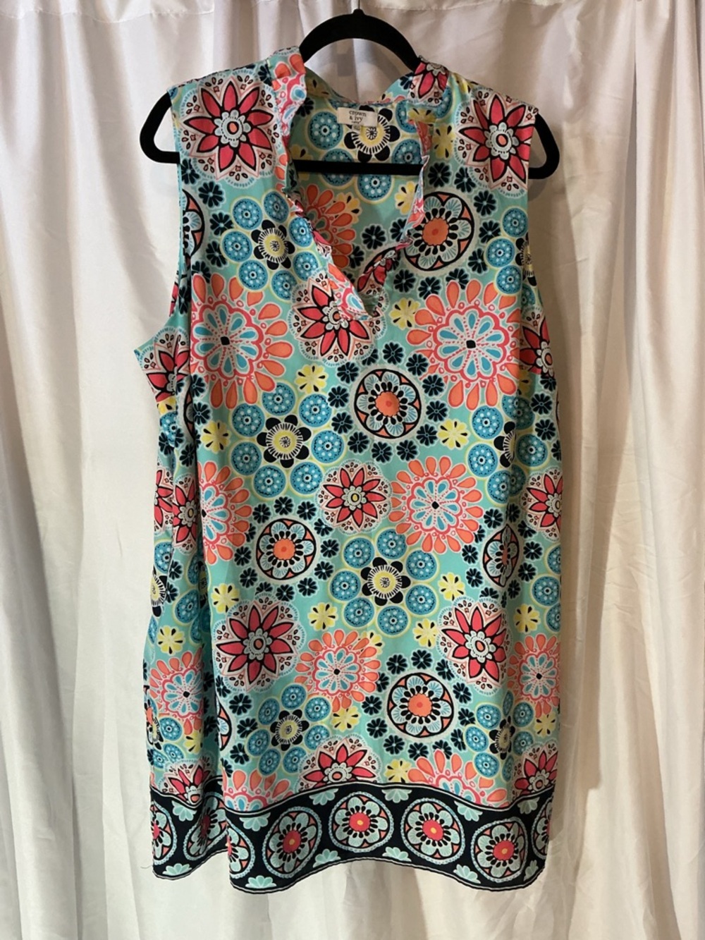Crown & Ivy Sleeveless Floral Dress Women’s 18W Colorful Boho Shift Dress